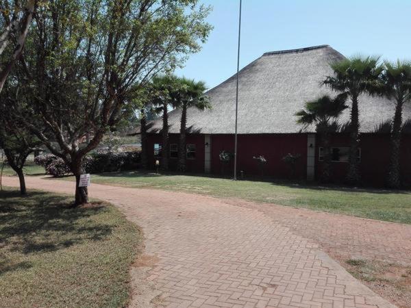 Waterside Lodge Cc Piet Retief Ngoại thất bức ảnh